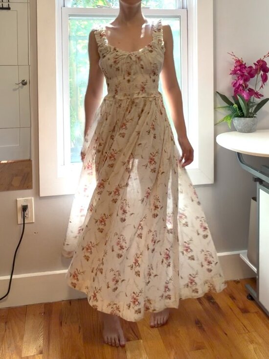 Doen Dresses & Skirts - DÔEN Emmaretta Floral Print Shirred Voile Dress